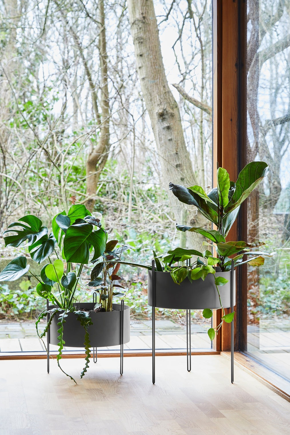 Pidestall Medium Planter