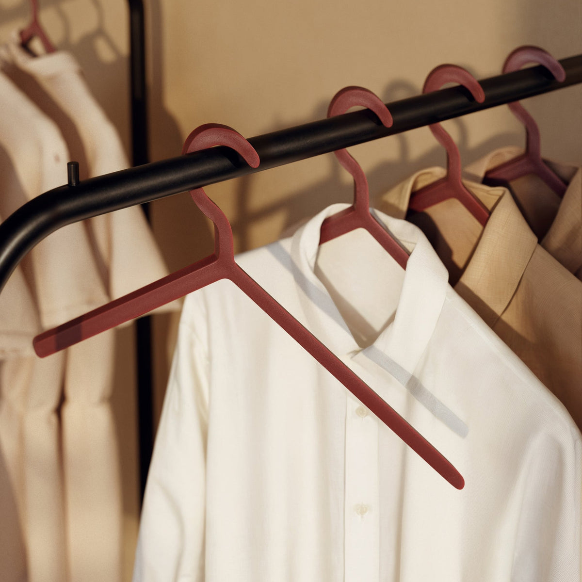 WOUD Illusion Hanger lifestyle image