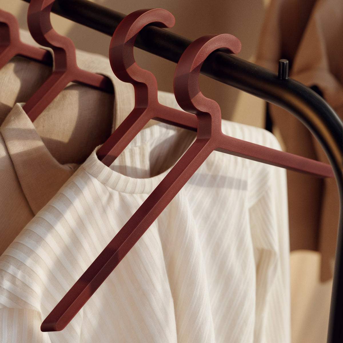 WOUD Illusion Hanger lifestyle image