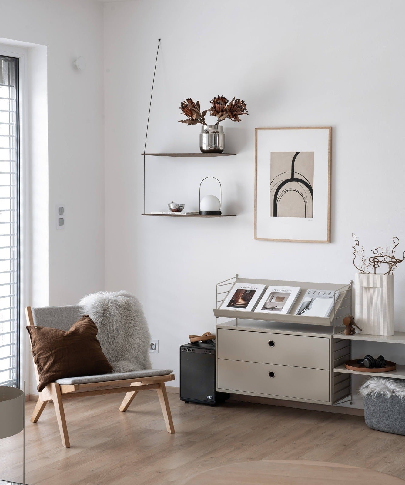 Stedge Shelving