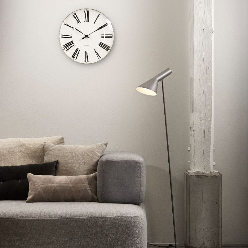 Arne Jacobsen Roman Wall Clock White/Black