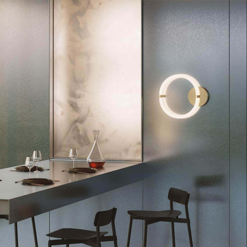 Unseen Wall Lamp O by Petite Friture