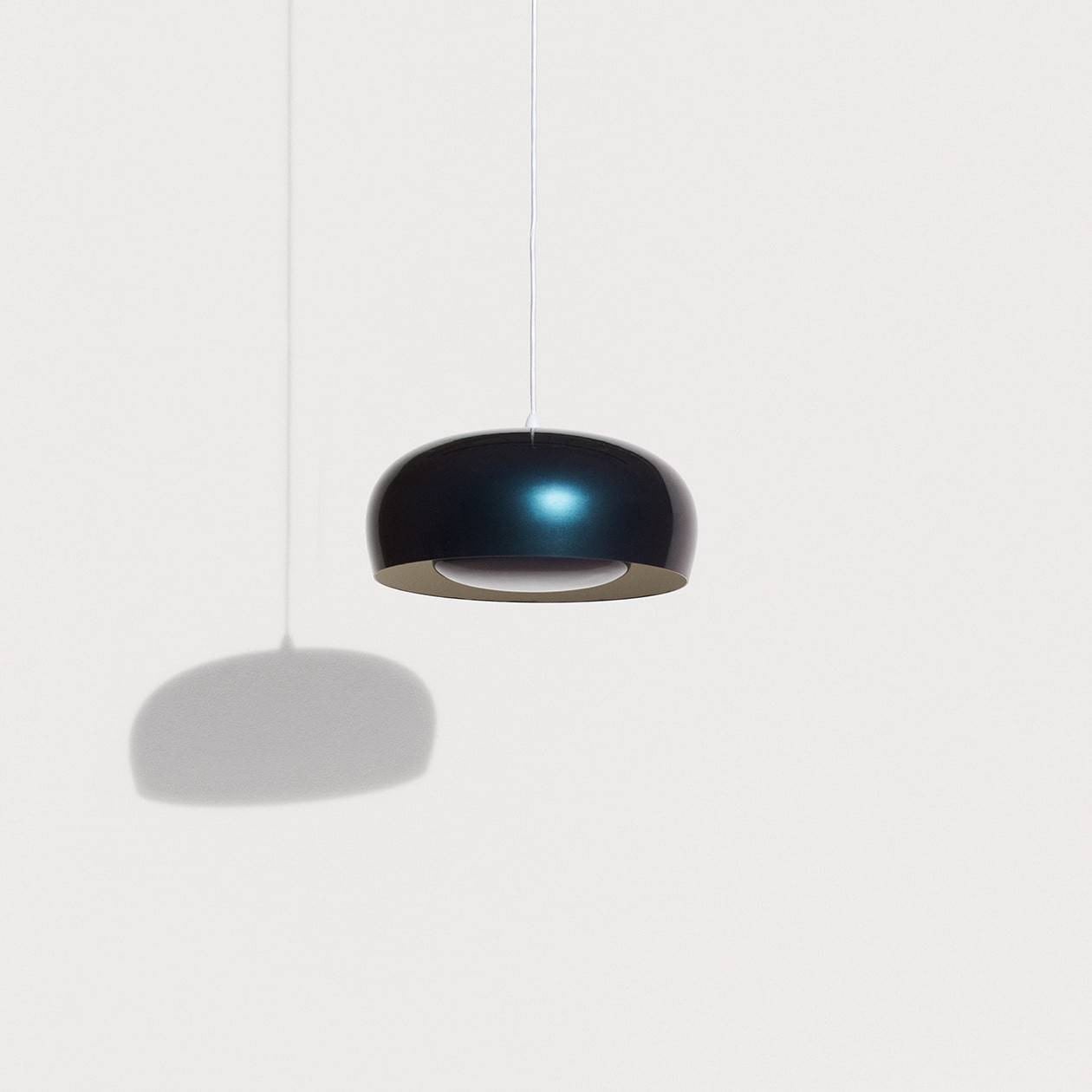 Petite Friture Brush Pendant Light in beetle