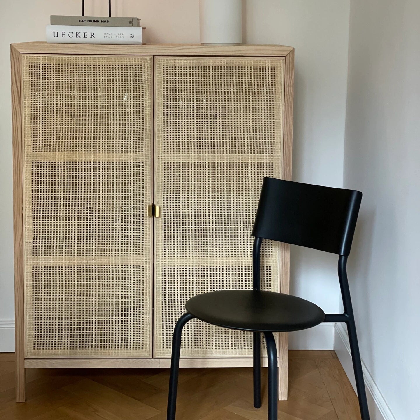 Tiptoe SSDr Recycled Plastic Dining Chair