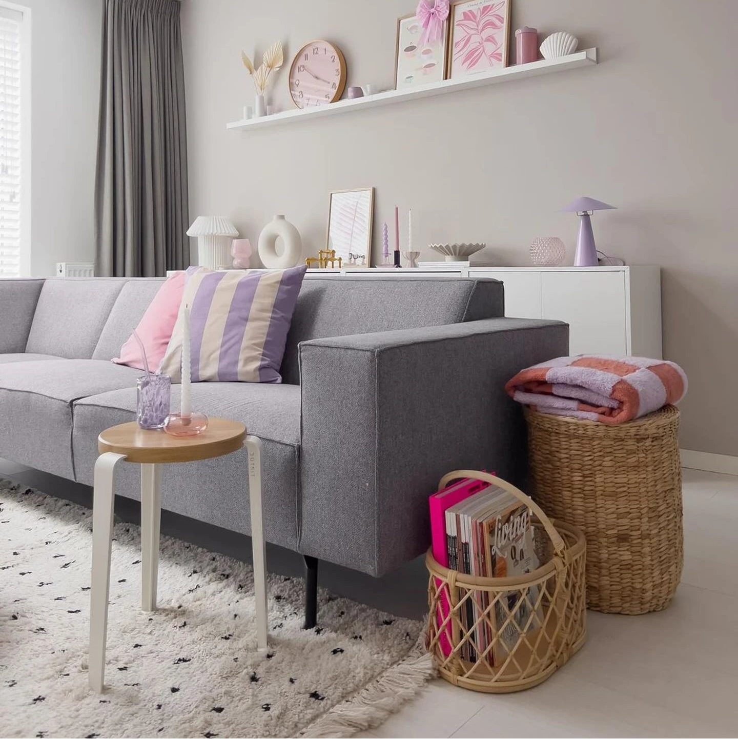 Tiptoe LOU Stool