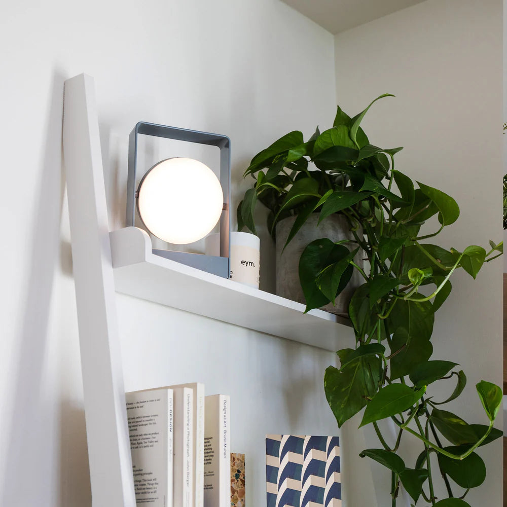 Mouro Portable Lamp