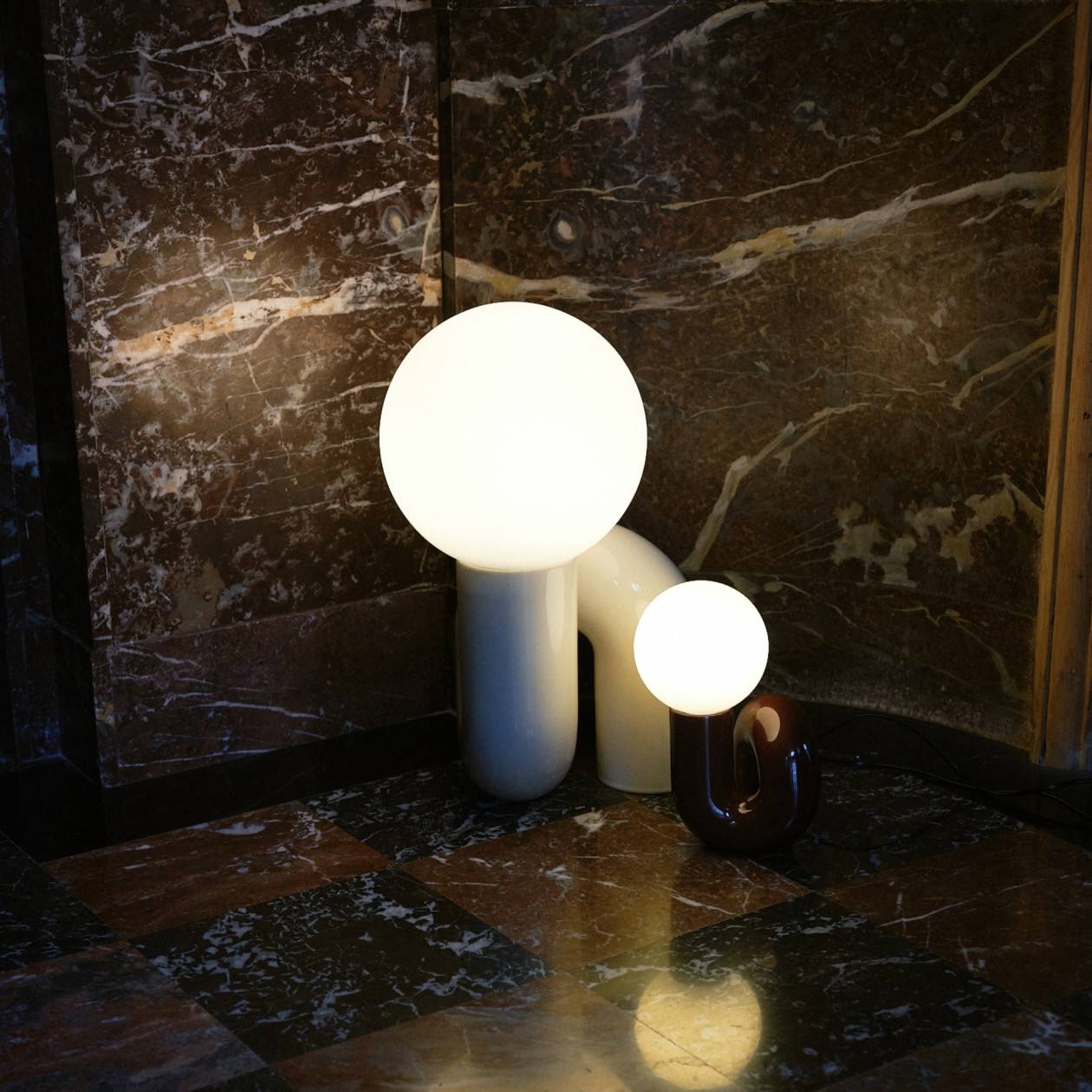 Neotenic Lamp