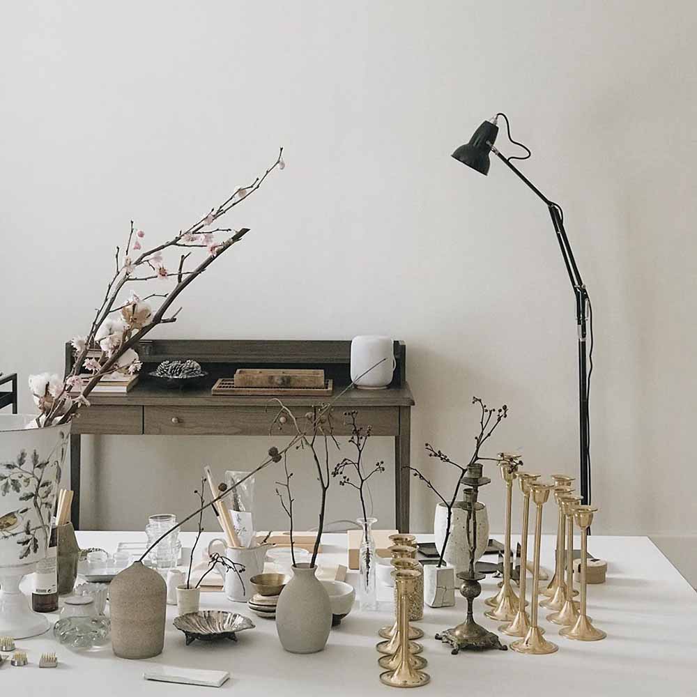 1227 Floor Lamp