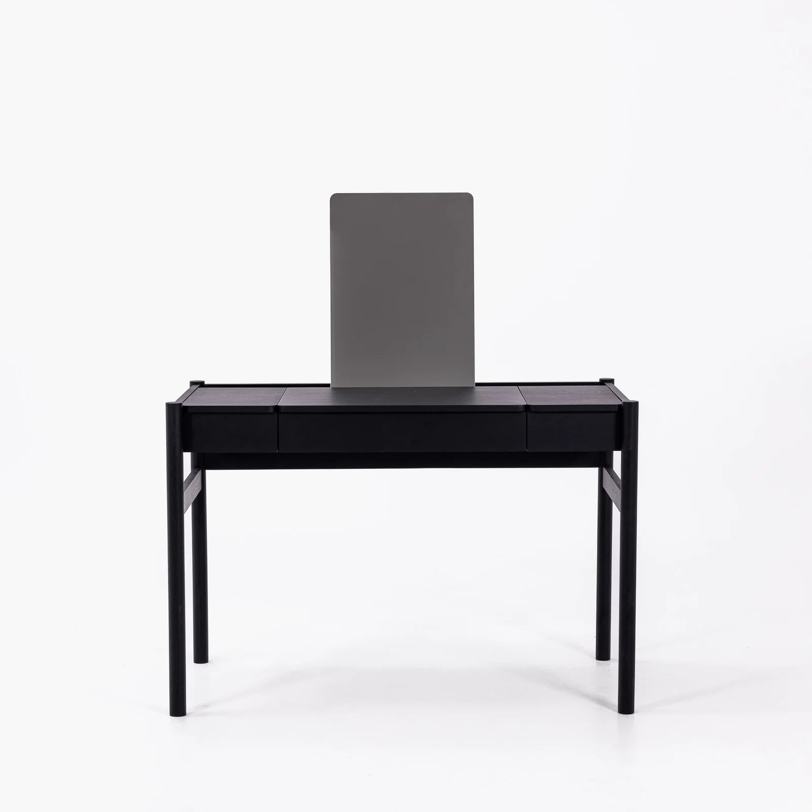 Pala Dressing Table