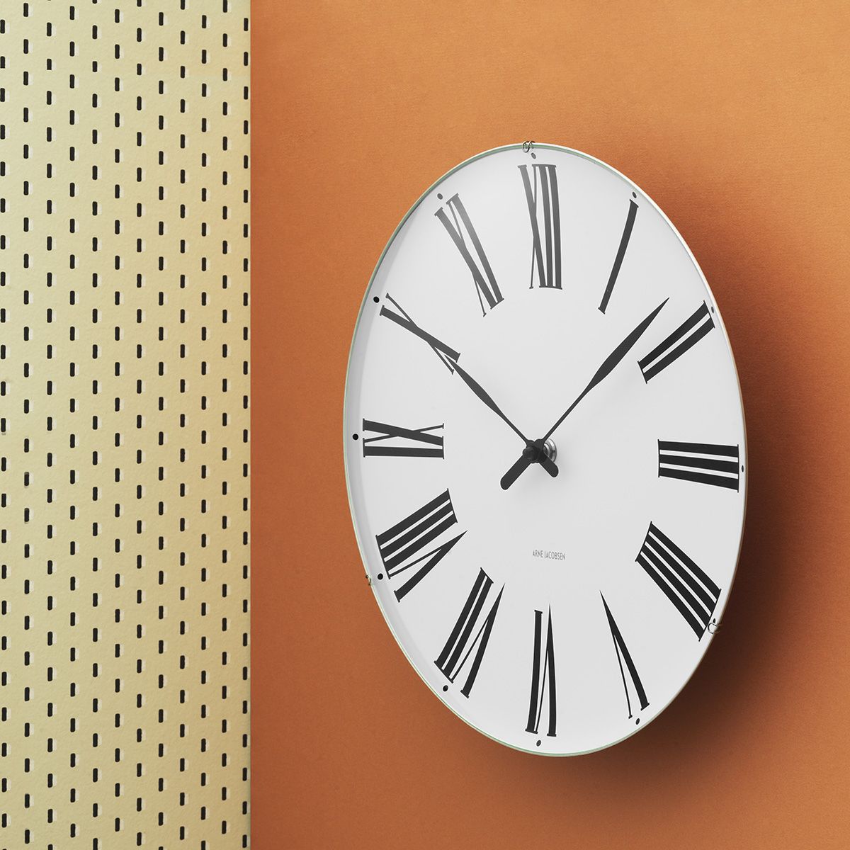 Arne Jacobsen Roman Wall Clock White/Black