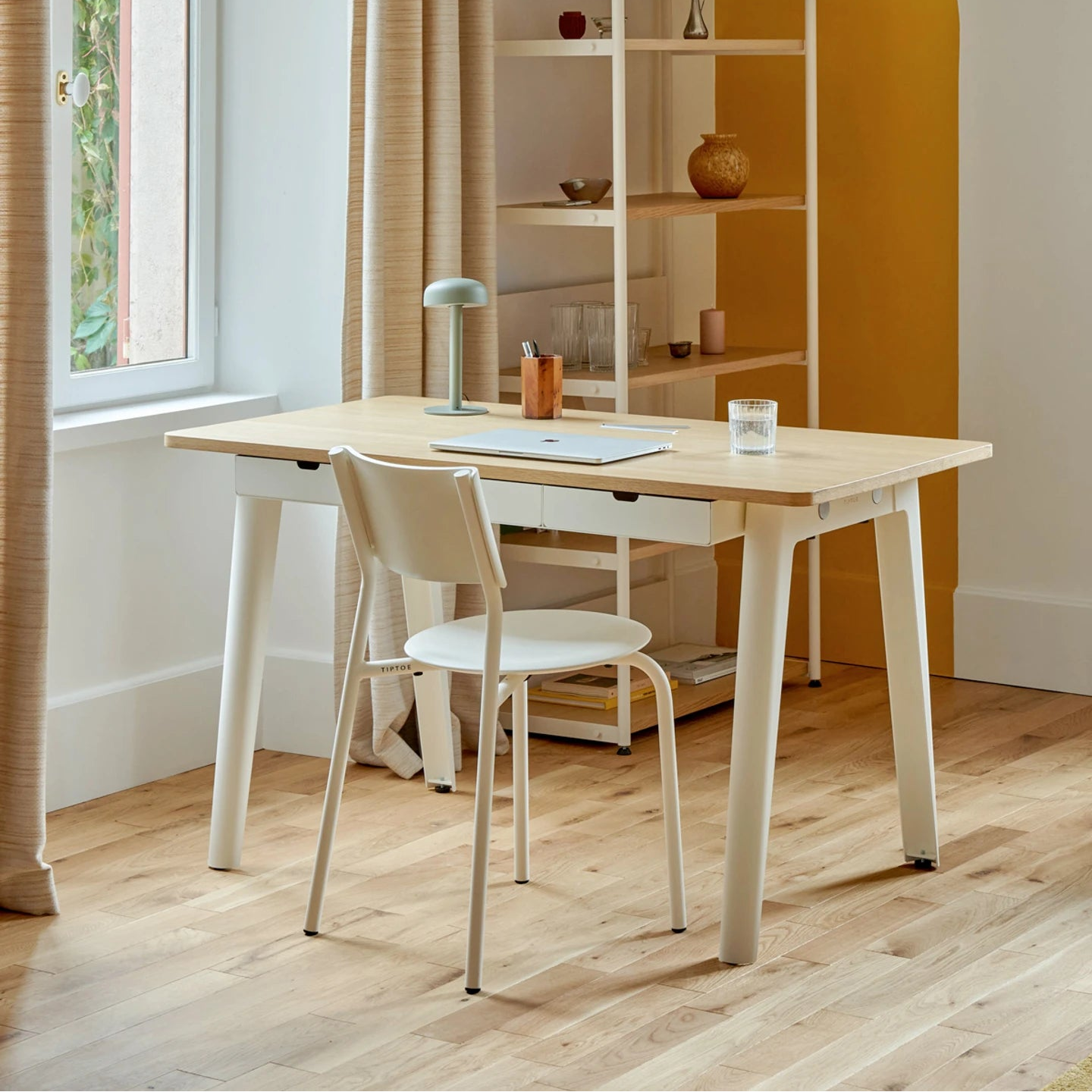 Tiptoe SSDr Recycled Plastic Dining Chair