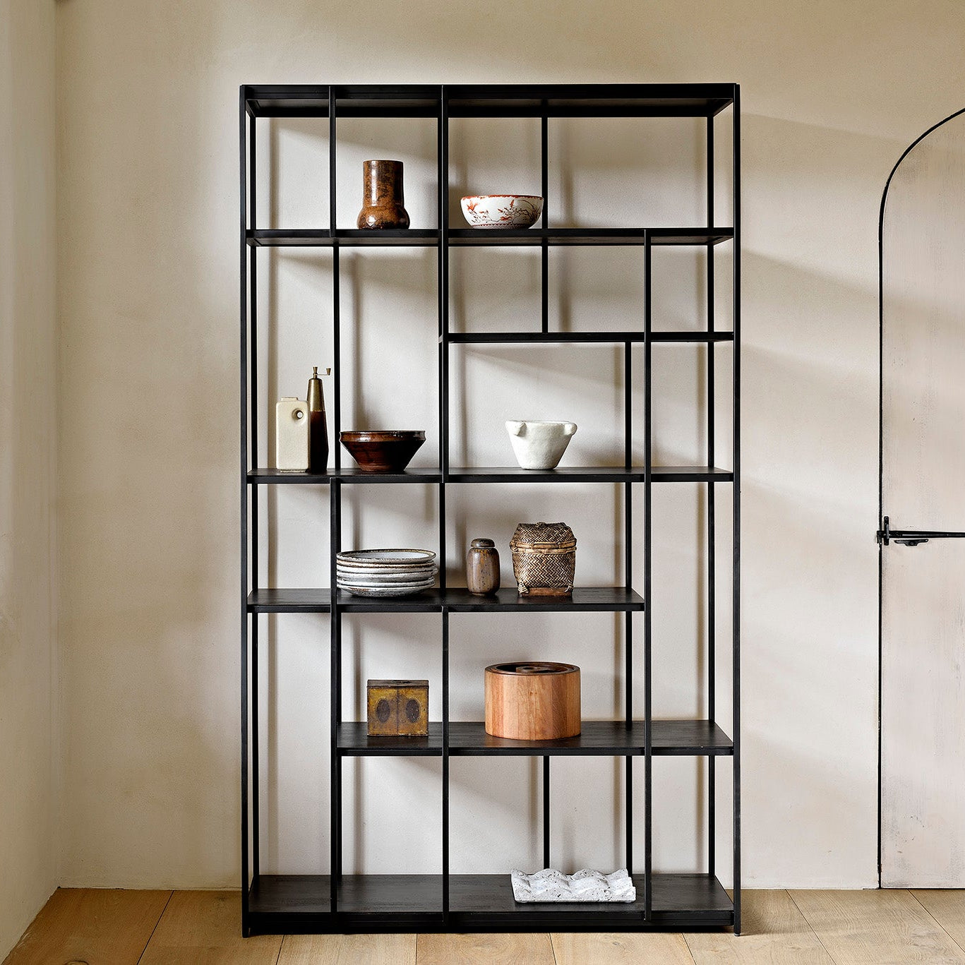 Ethnicraft Studio Rack in teak, FSC-certified solid teak