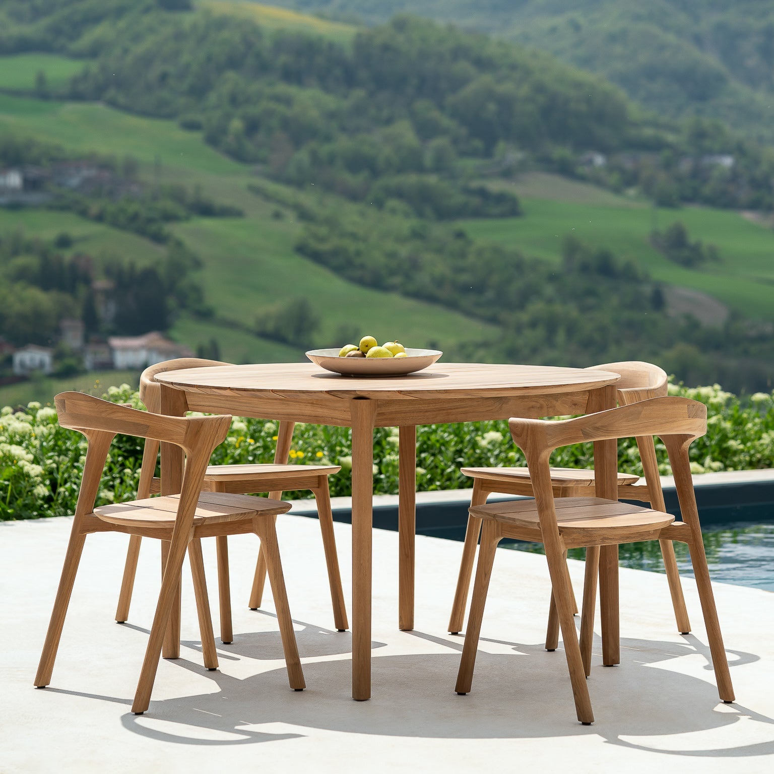 Bok Outdoor Dining table