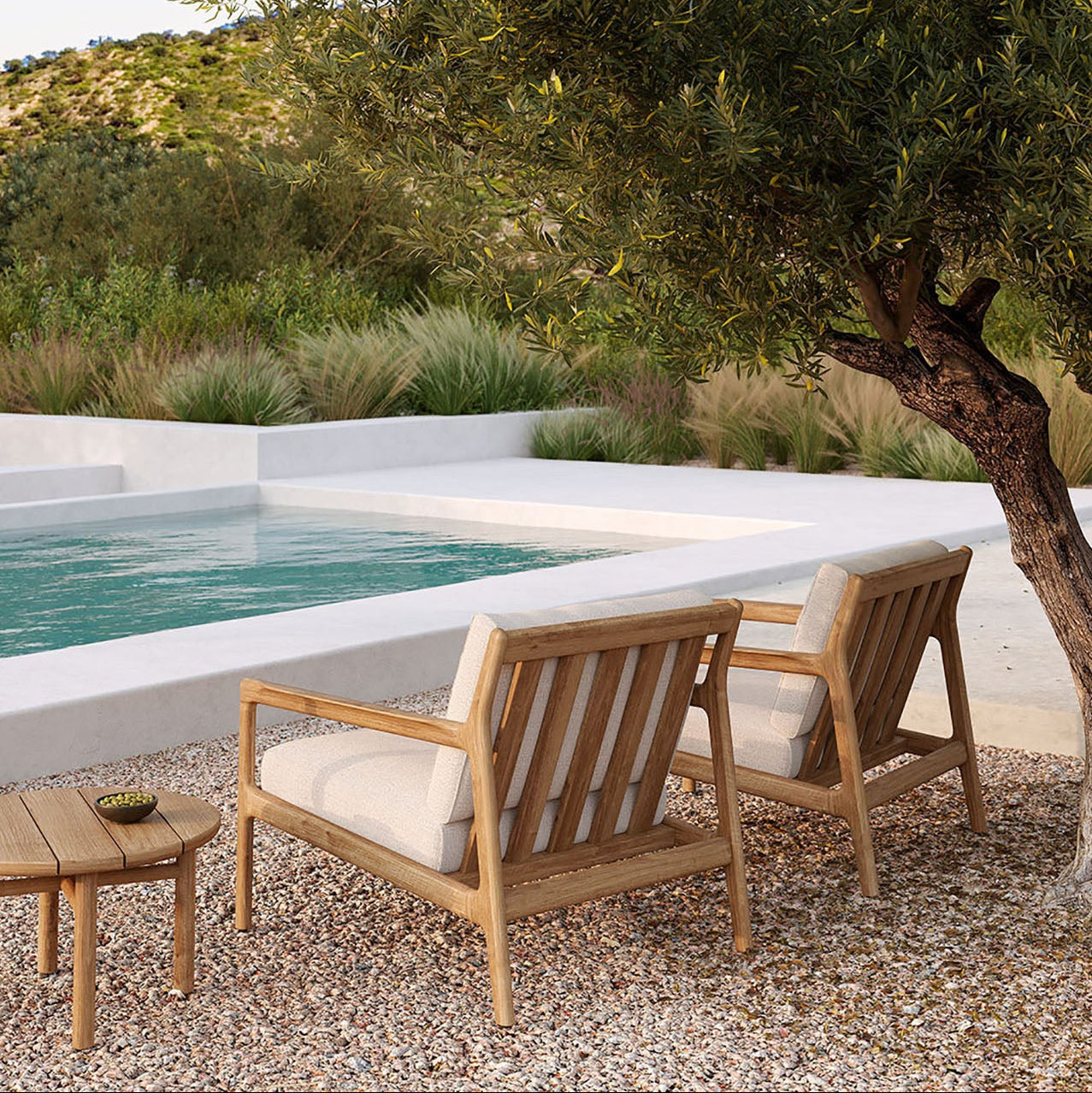 Quatro Outdoor Side Table