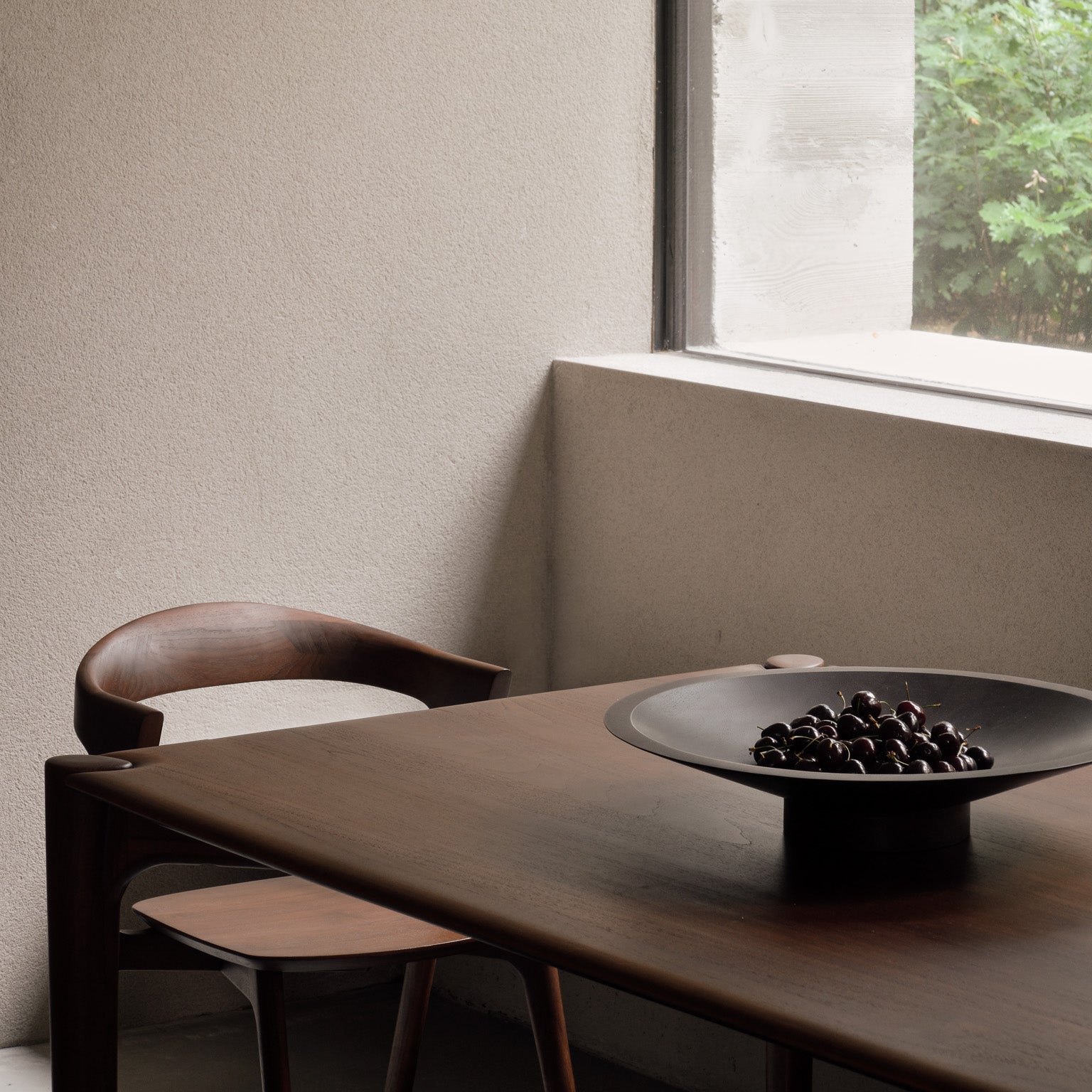 PI Dining Table