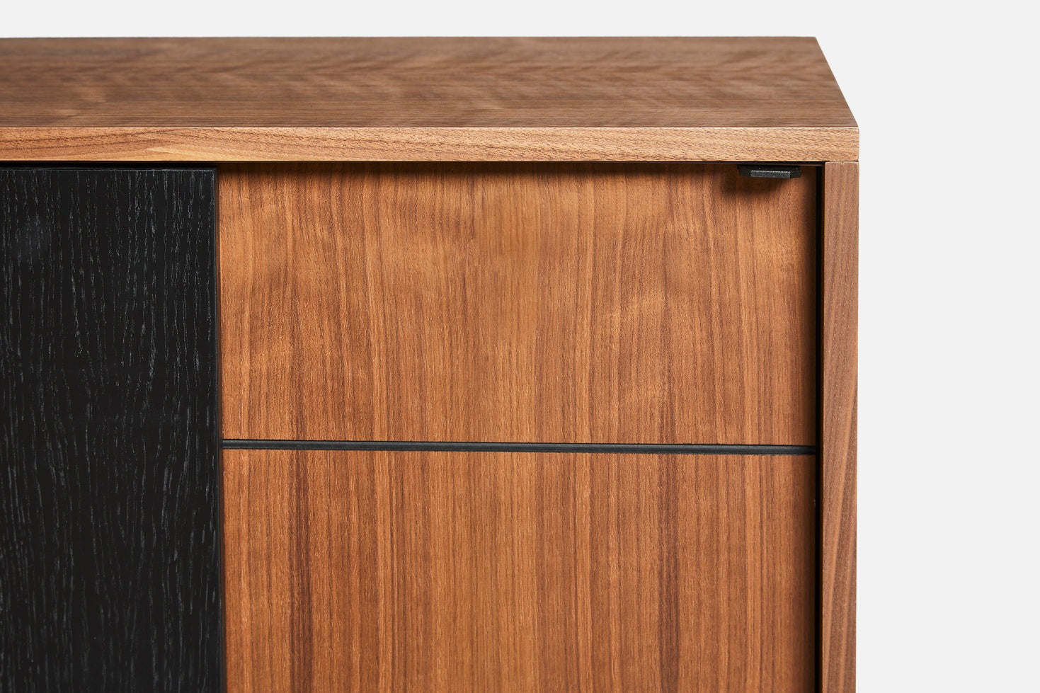 Virka High Sideboard