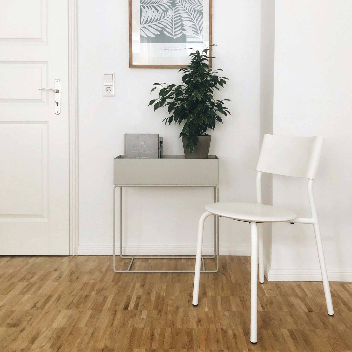 Tiptoe SSDr Recycled Plastic Dining Chair