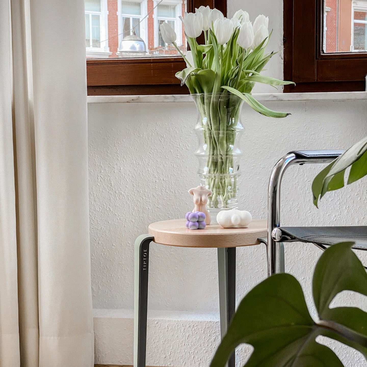 Tiptoe LOU Stool