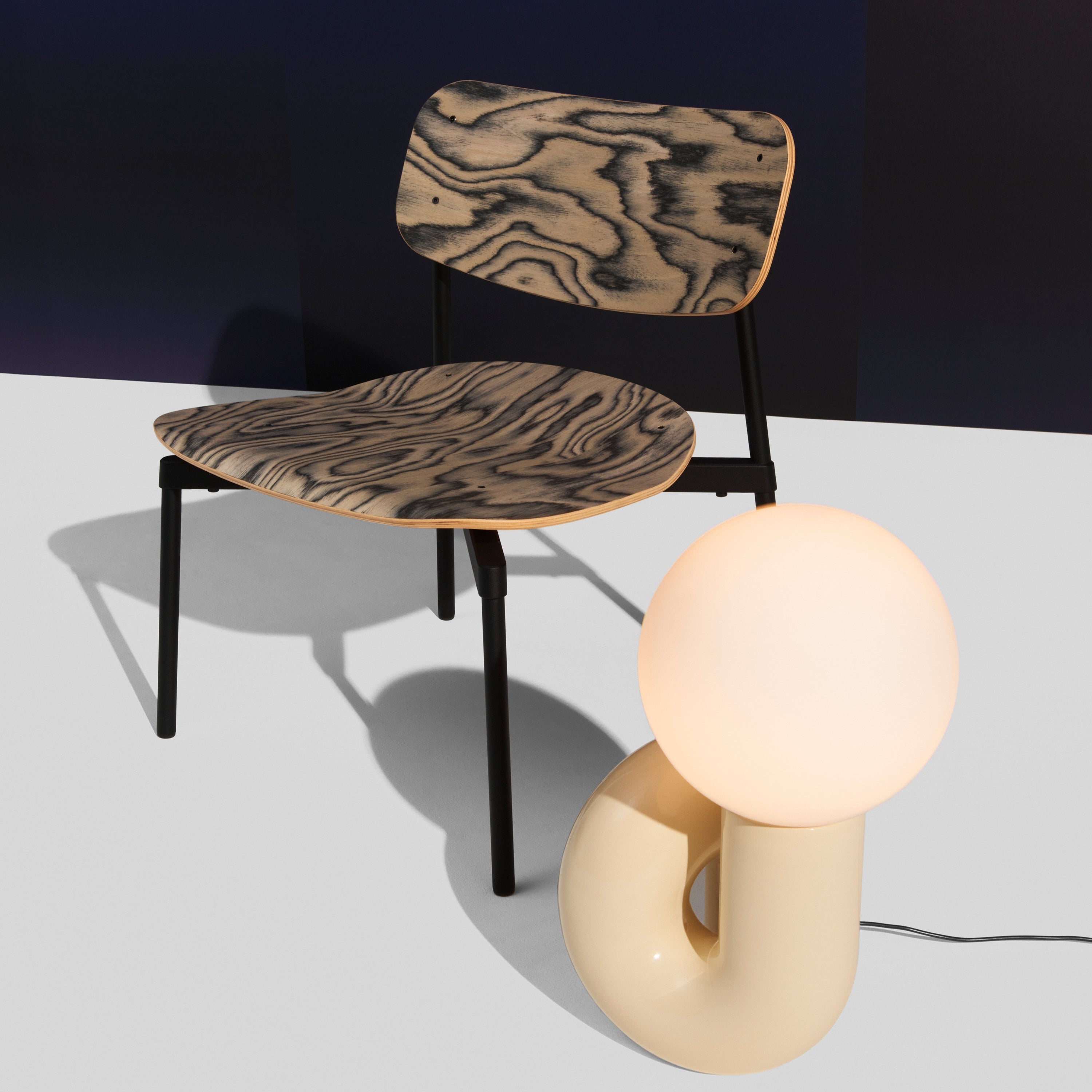 Neotenic Lamp