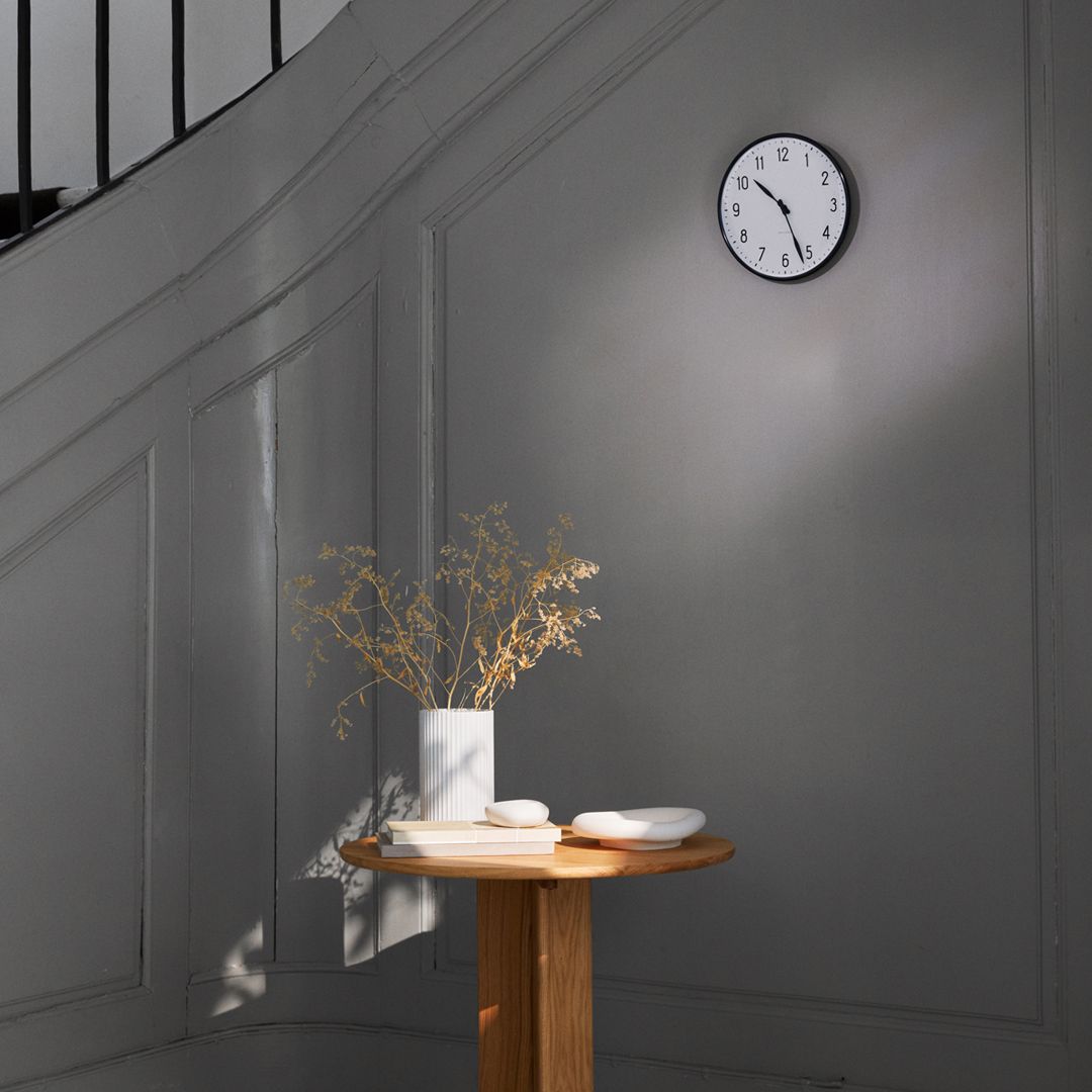Arne Jacobsen Station Wall Clock White/Black