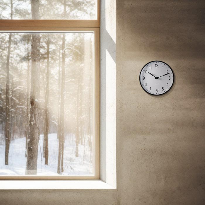 Arne Jacobsen Roman Wall Clock White/Black