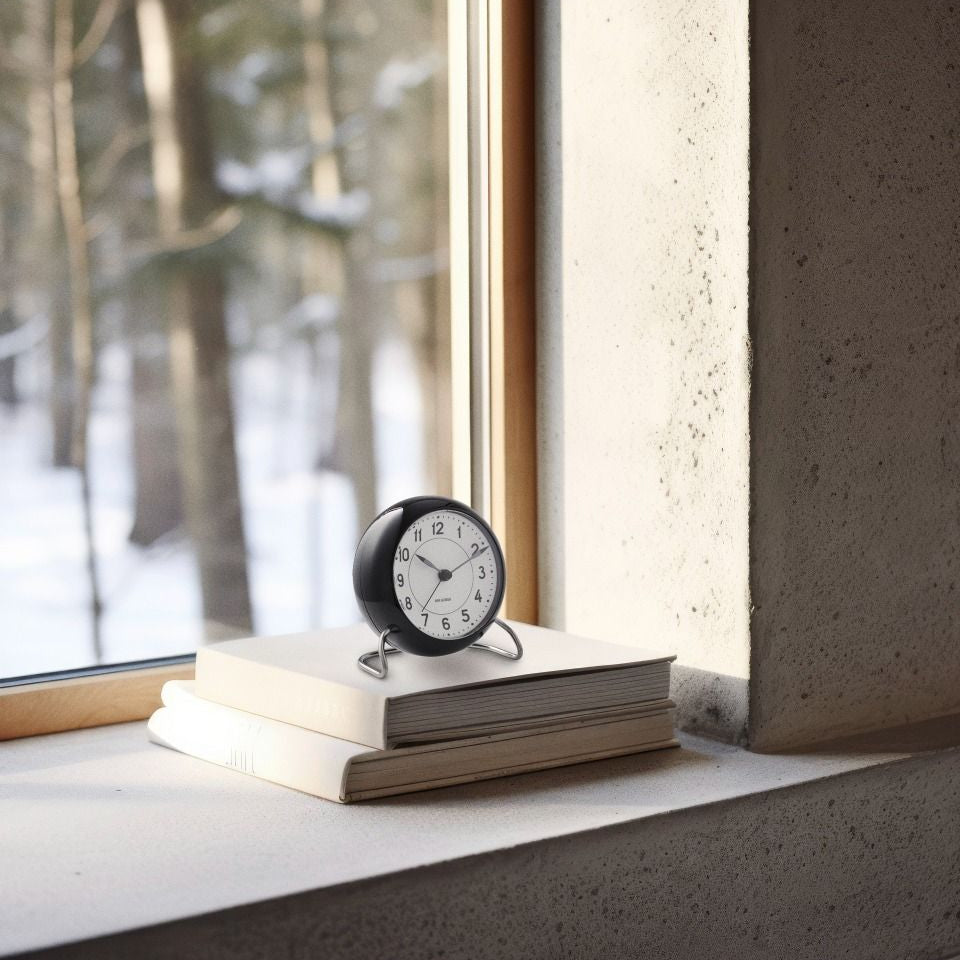 Arne Jacobsen Station Table Clock, | Clock | Comosum
