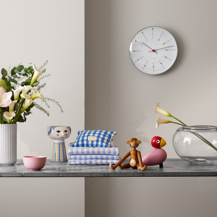 Arne Jacobsen Roman Wall Clock White/Black