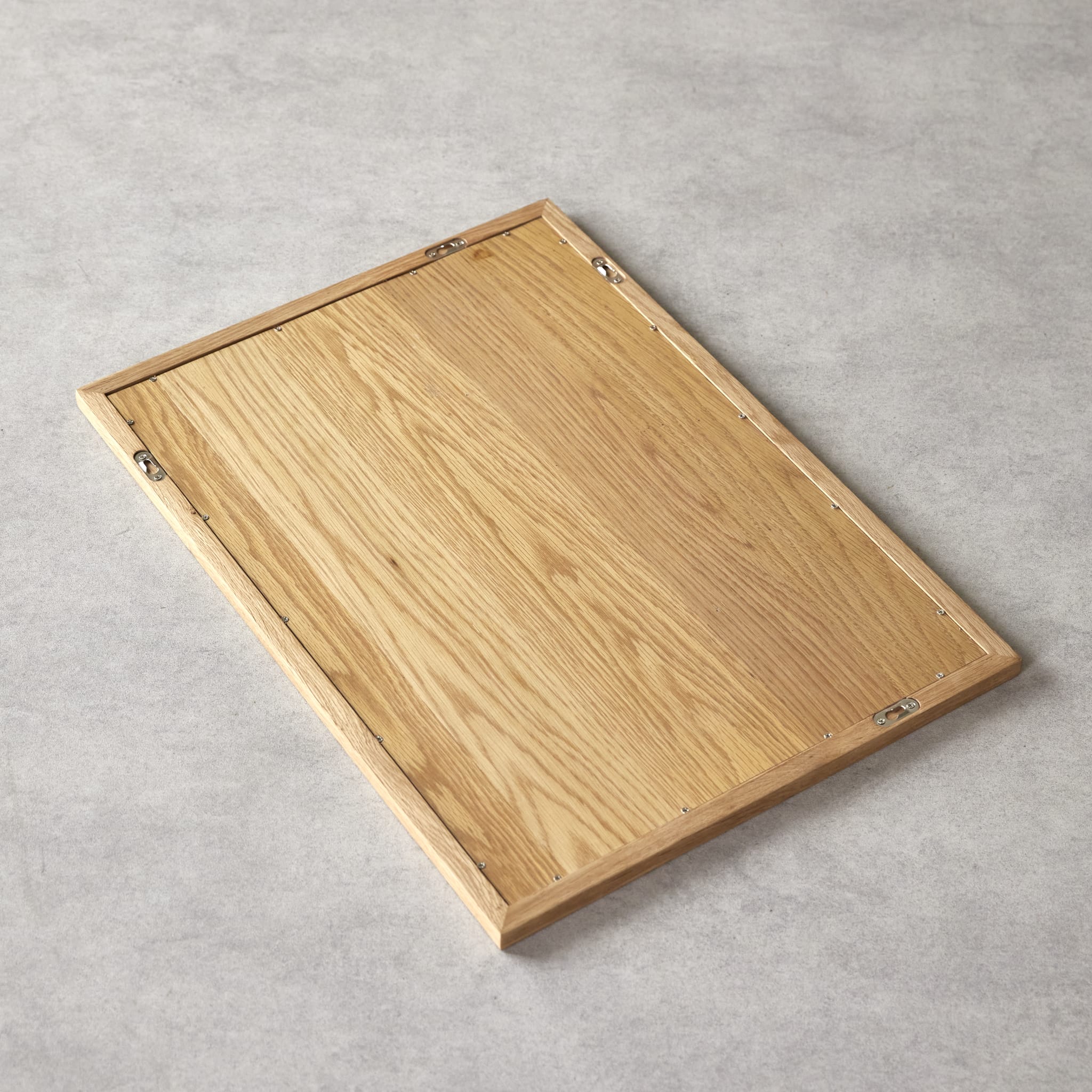 Serena oak mirror, close-up of the brushed and oiled frame