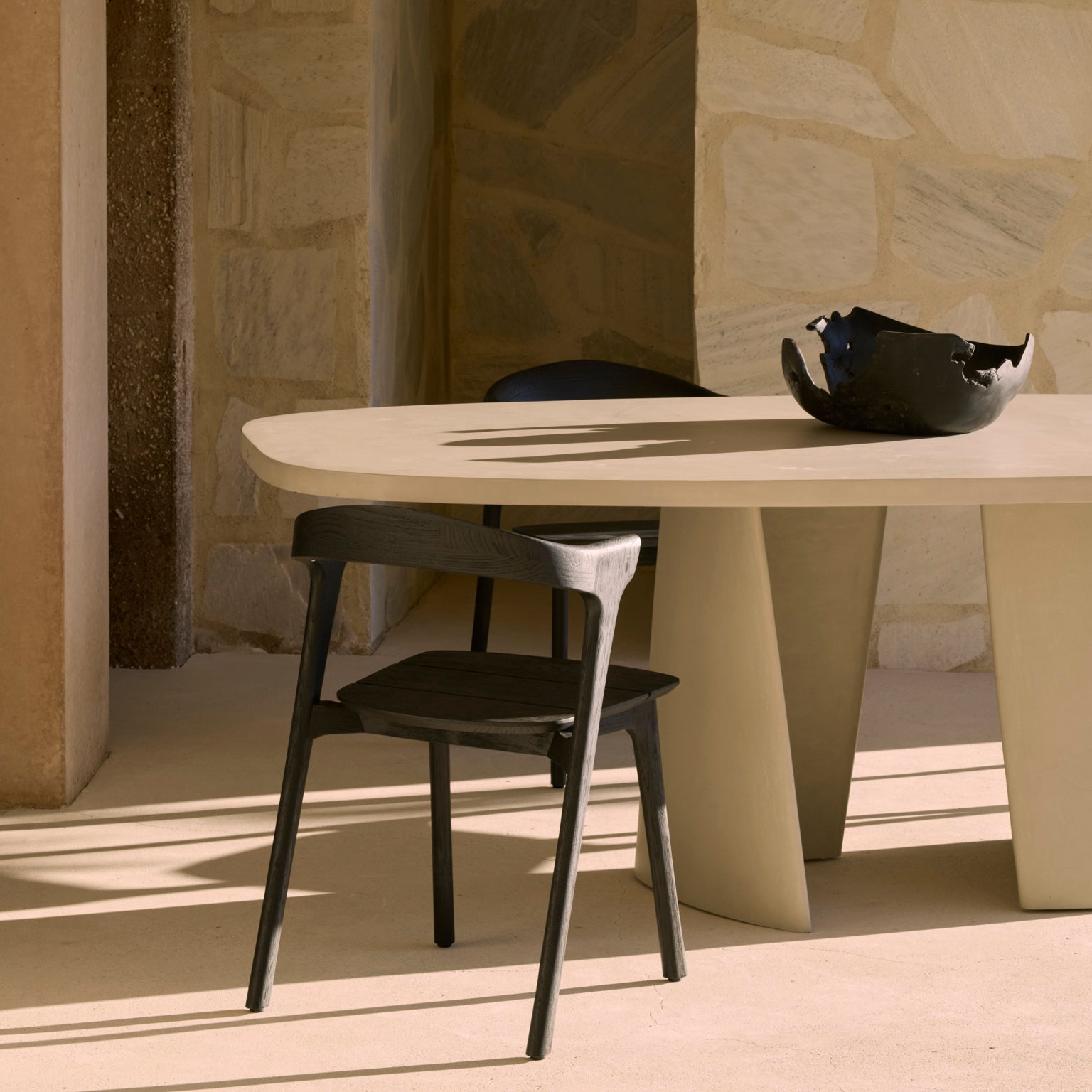 Canyon Outdoor Dining Table