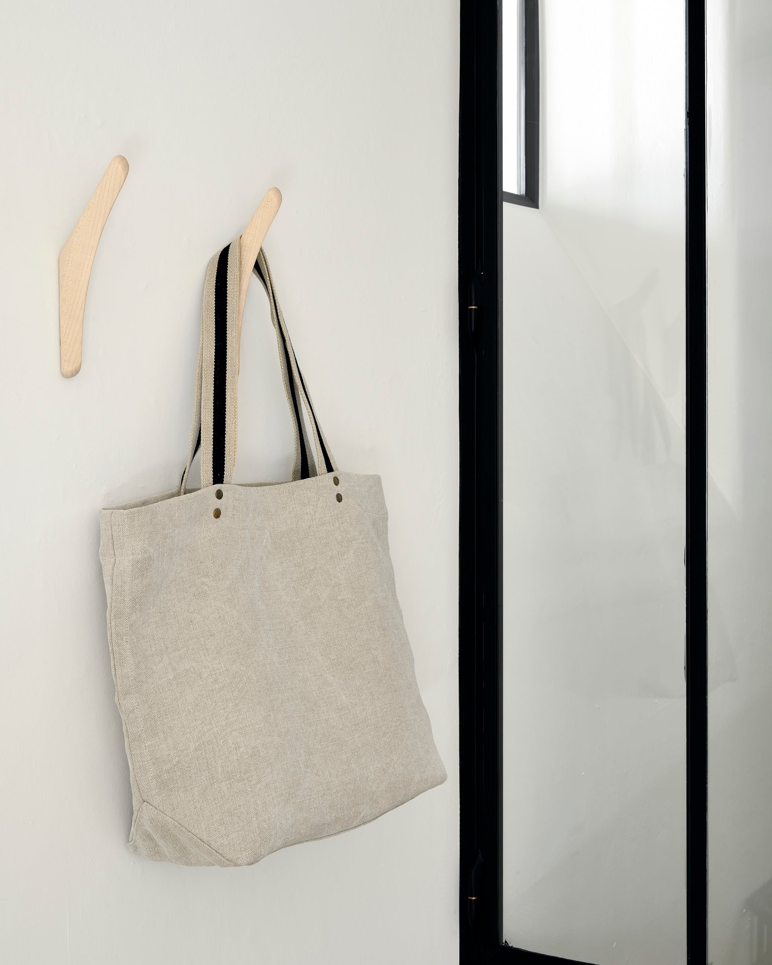 PI Wall Hanger - Sycamore