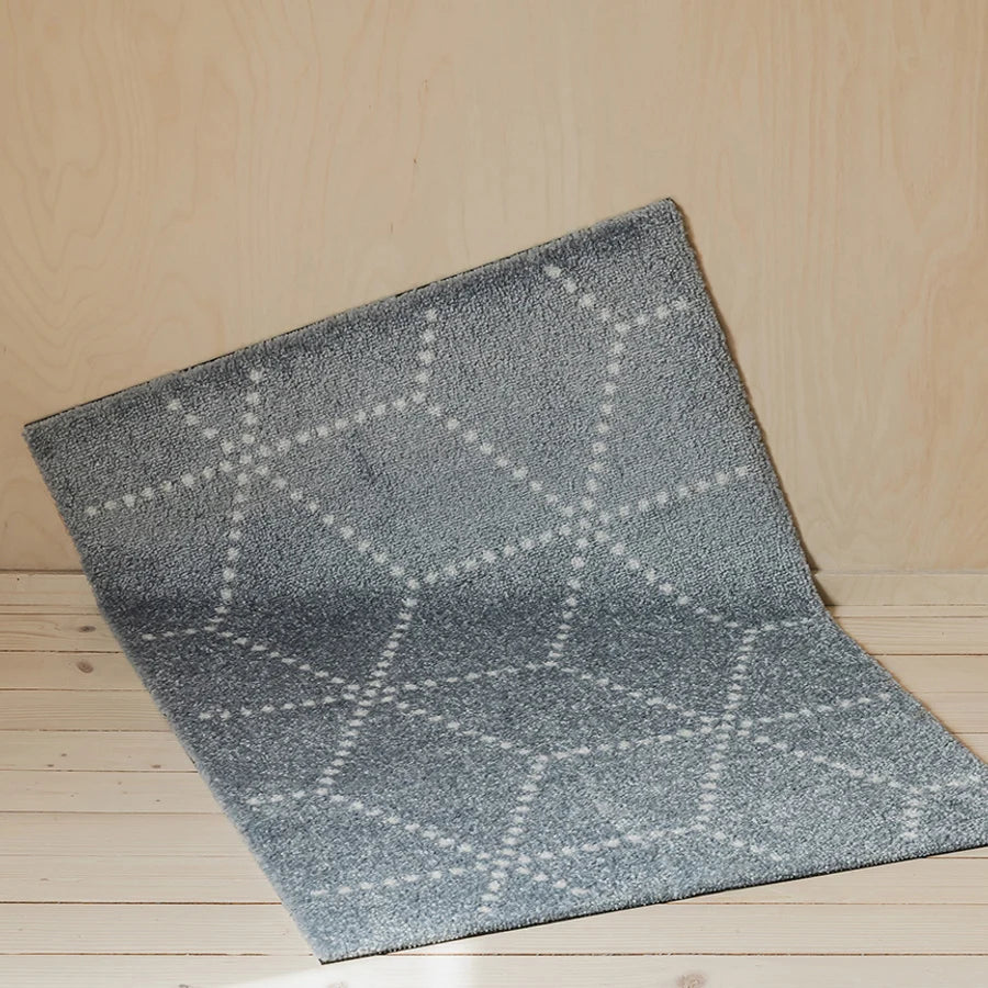 Heymat Hagl All Weather Doormat in Silver Grey, recycled PET yarn doormat, Norwegian sustainable design
