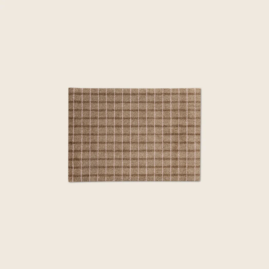 Heymat Grid Doormat in Chocolate Strawberry, recycled PET yarn doormat, Norwegian sustainable design