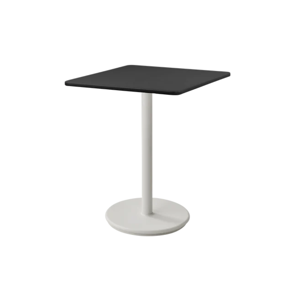 Cane-line Go Café Table Square 30×30" in Sand with Lava Gray table top, aluminum
