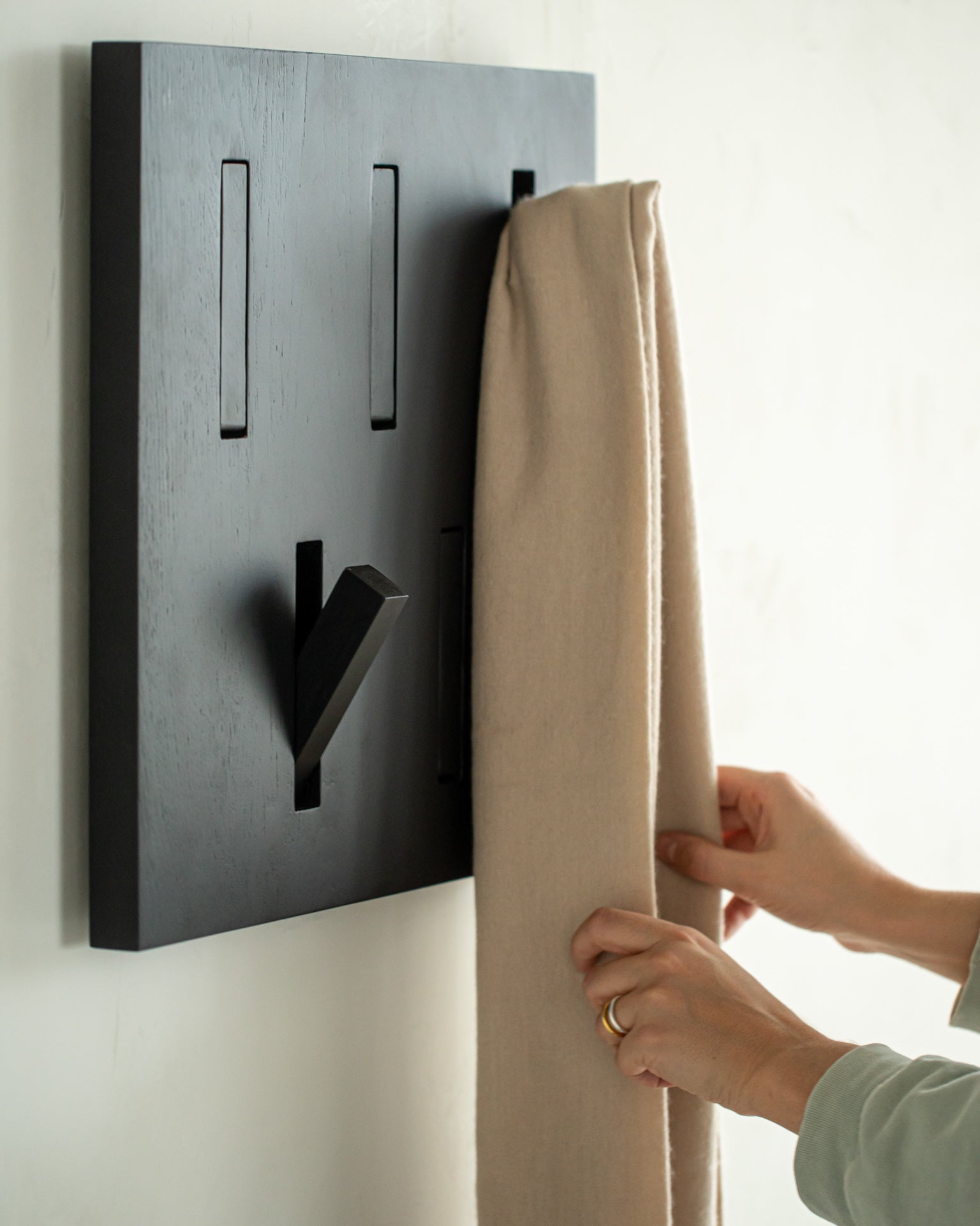 Utilitile Square Wall Hanger