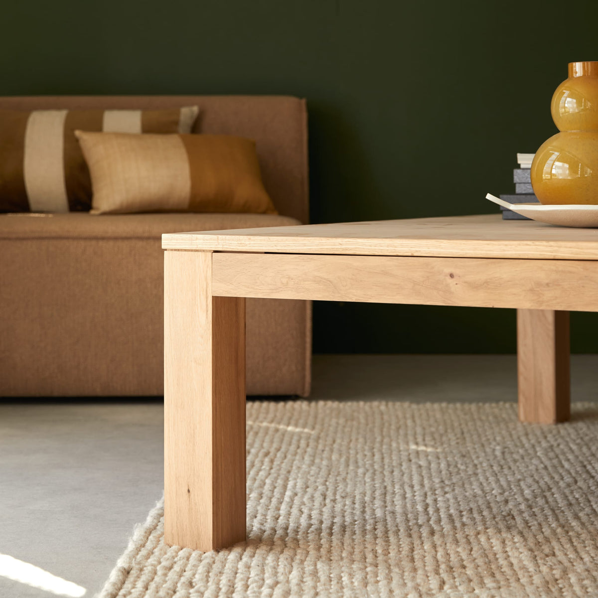Tikamoon Eden oak coffee table, close-up of the drawer front and pull