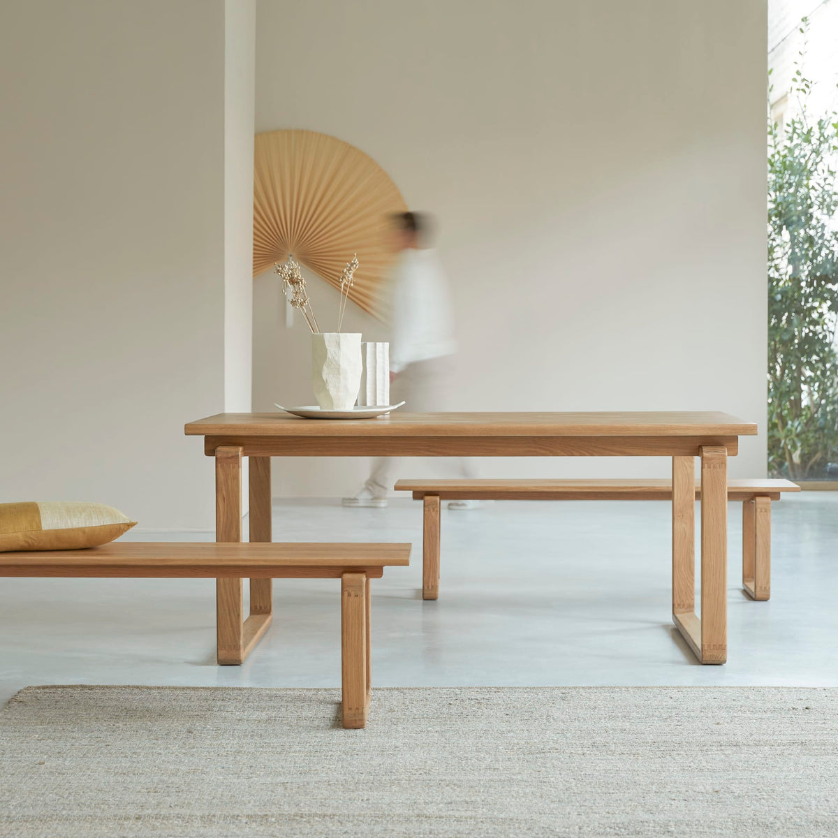 Tikamoon Sybille solid oak bench, close-up of the oiled oak grain