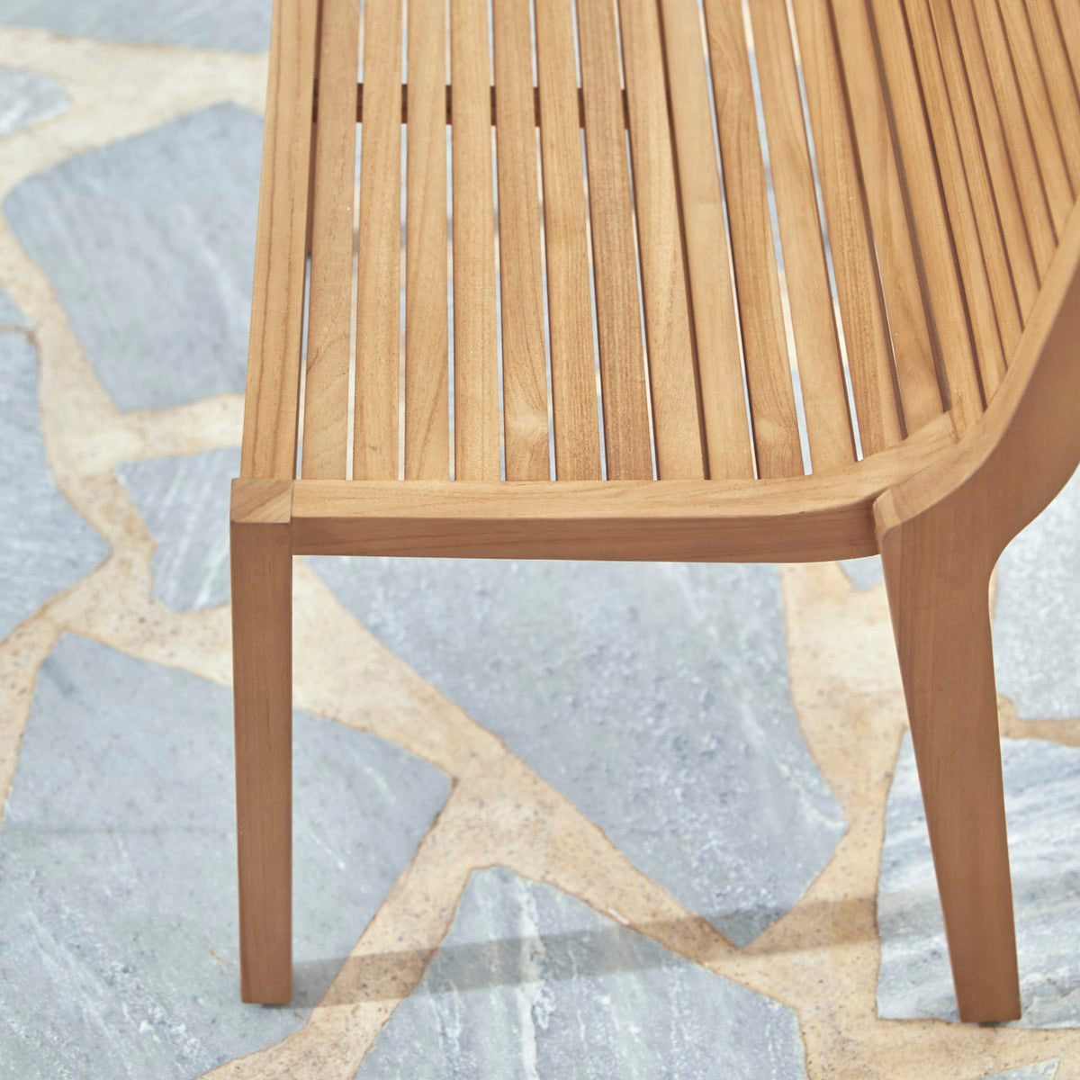 Tikamoon Teo 2-seater outdoor bench in solid teak, side profile
