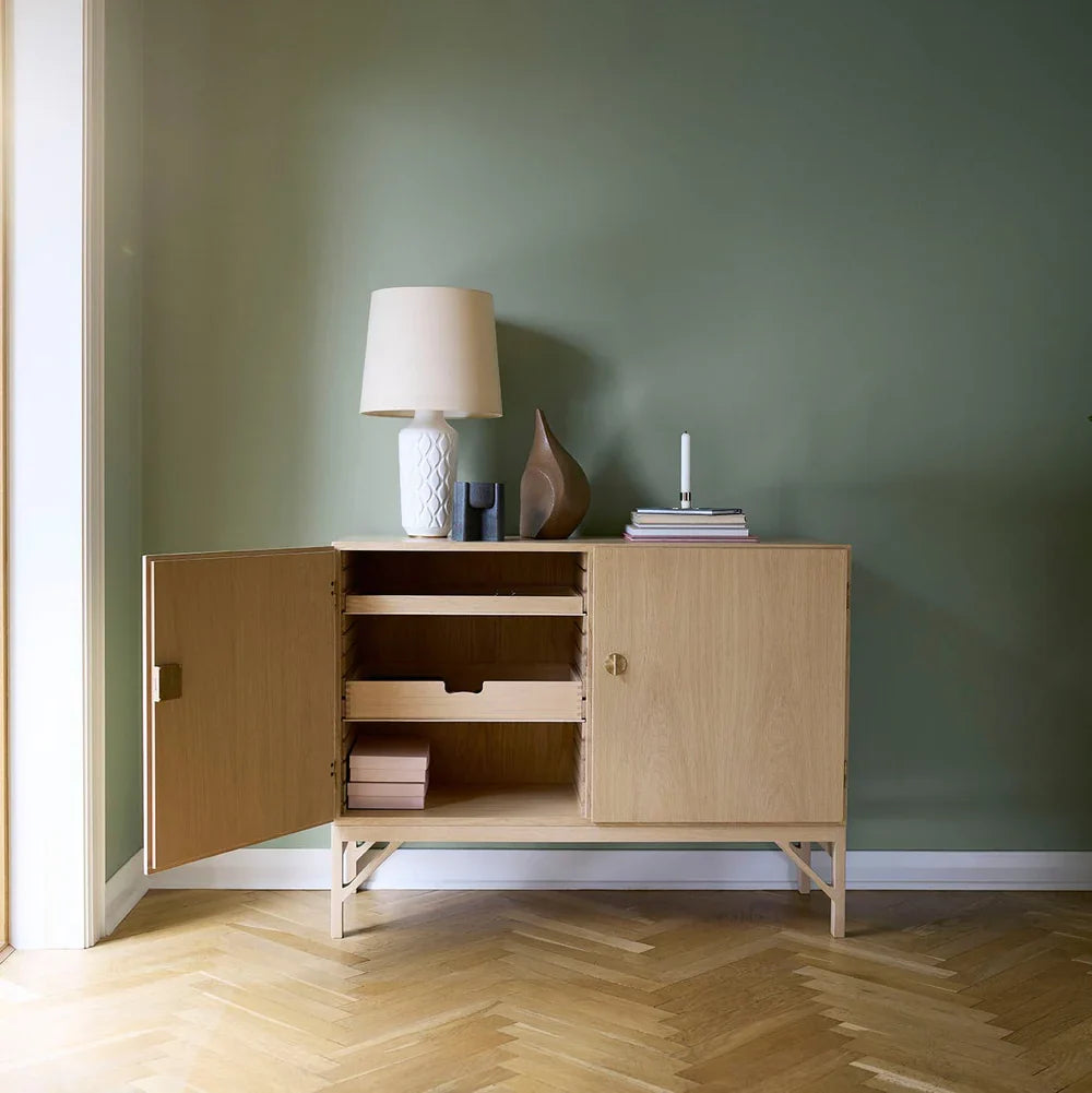 A232 Shelf for sideboard