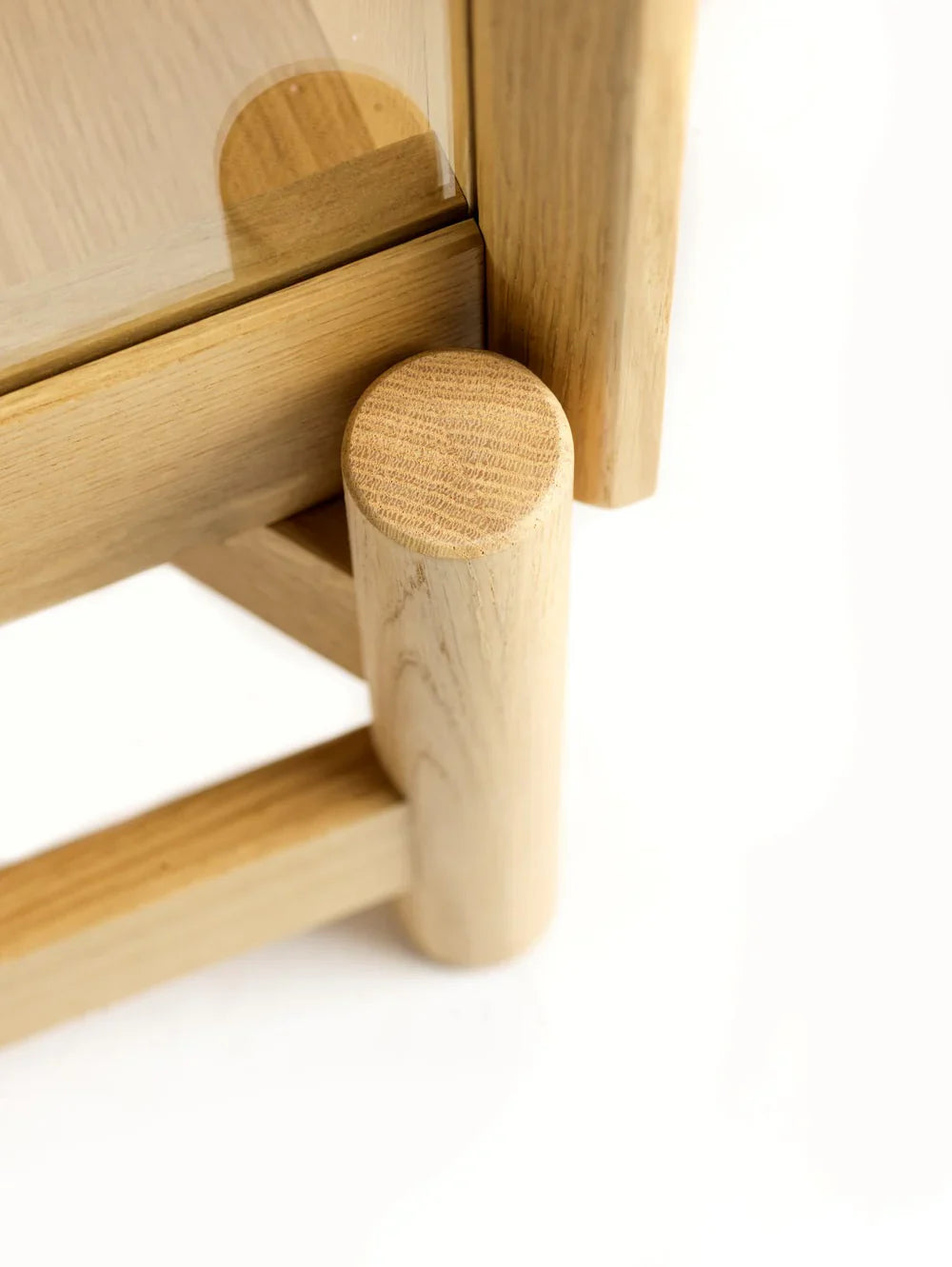 A90 Boderne – Display cabinet
