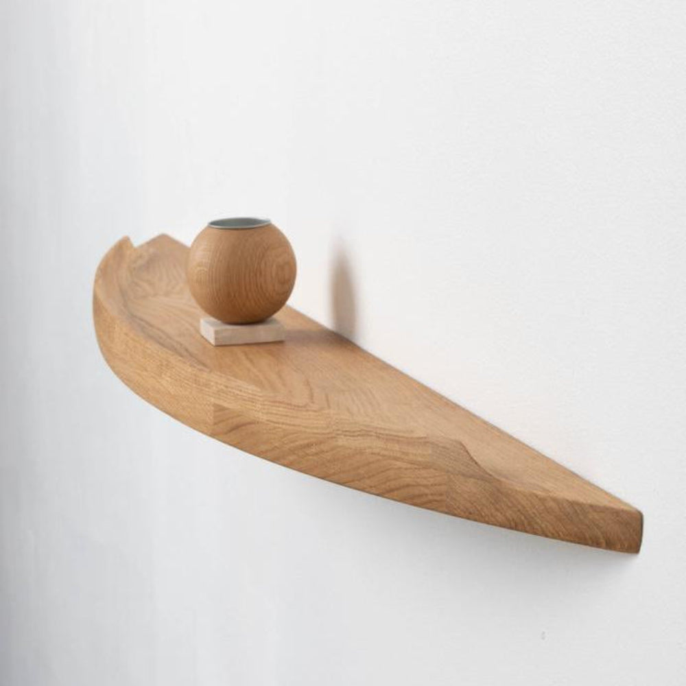 Aakjaer Arcus Shelf Large in natural oiled oak with a round oak vase on top
