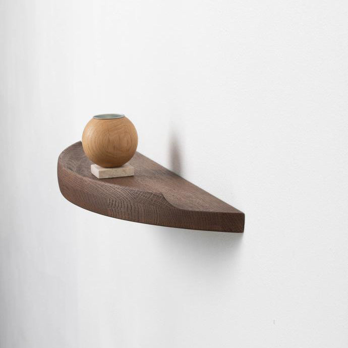 Aakjaer Arcus Shelf Small in smoked oak with a round oak vase on top