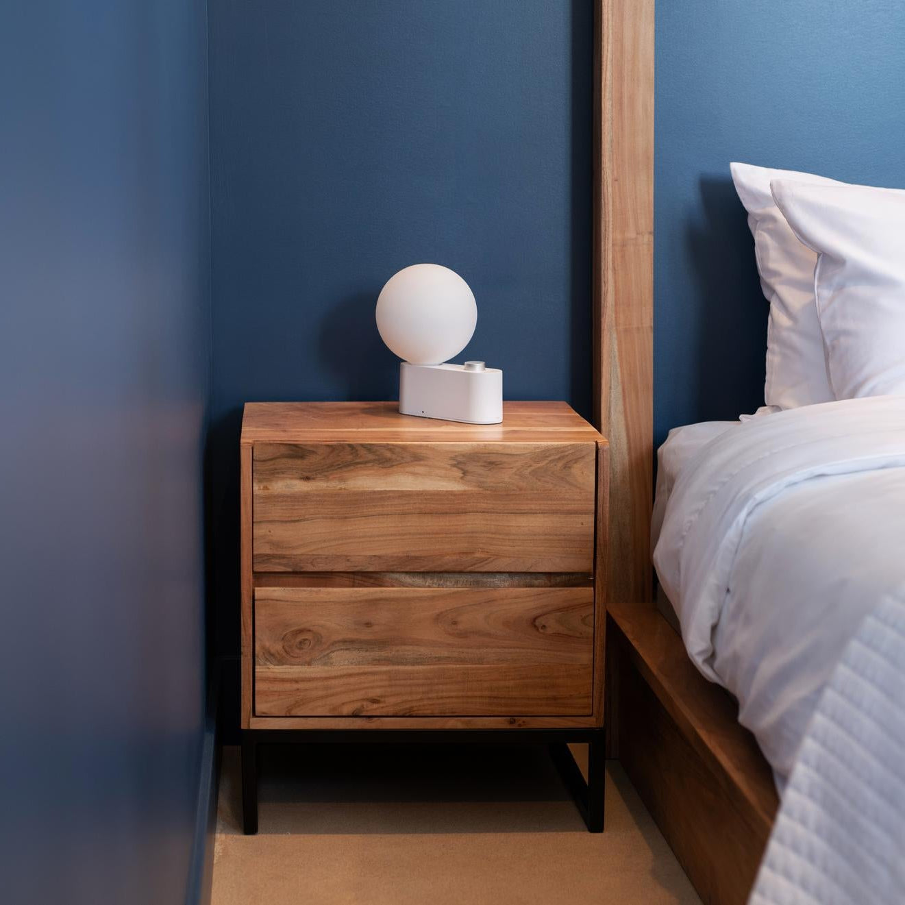 Alumina Table Lamp