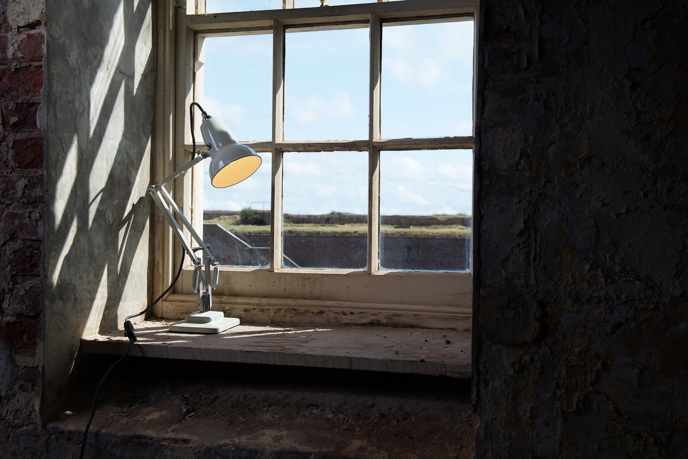 Original 1227 Mini Desk Lamp