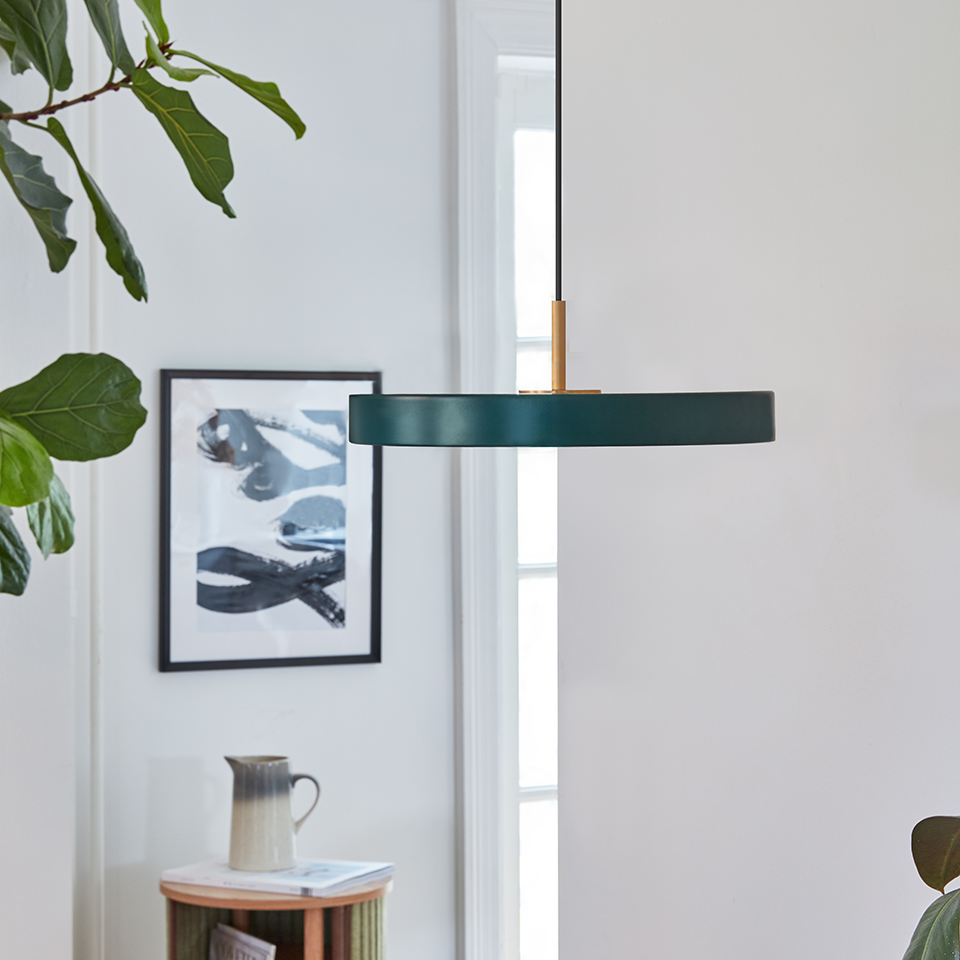 UMAGE Asteria Mini Pendant Lamp, Brass Detail