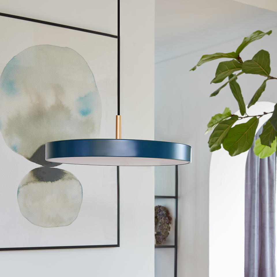 UMAGE Asteria Mini Pendant Lamp, Brass Detail