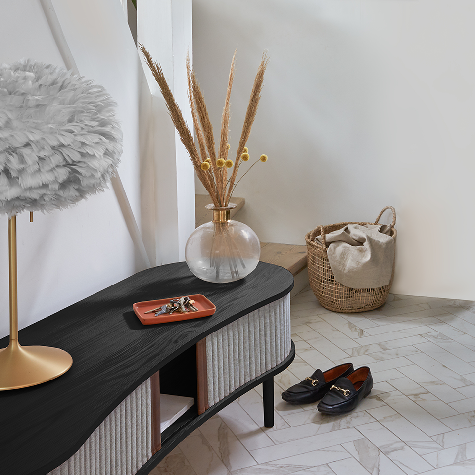 UMAGE Audacious TV bench, Black Oak