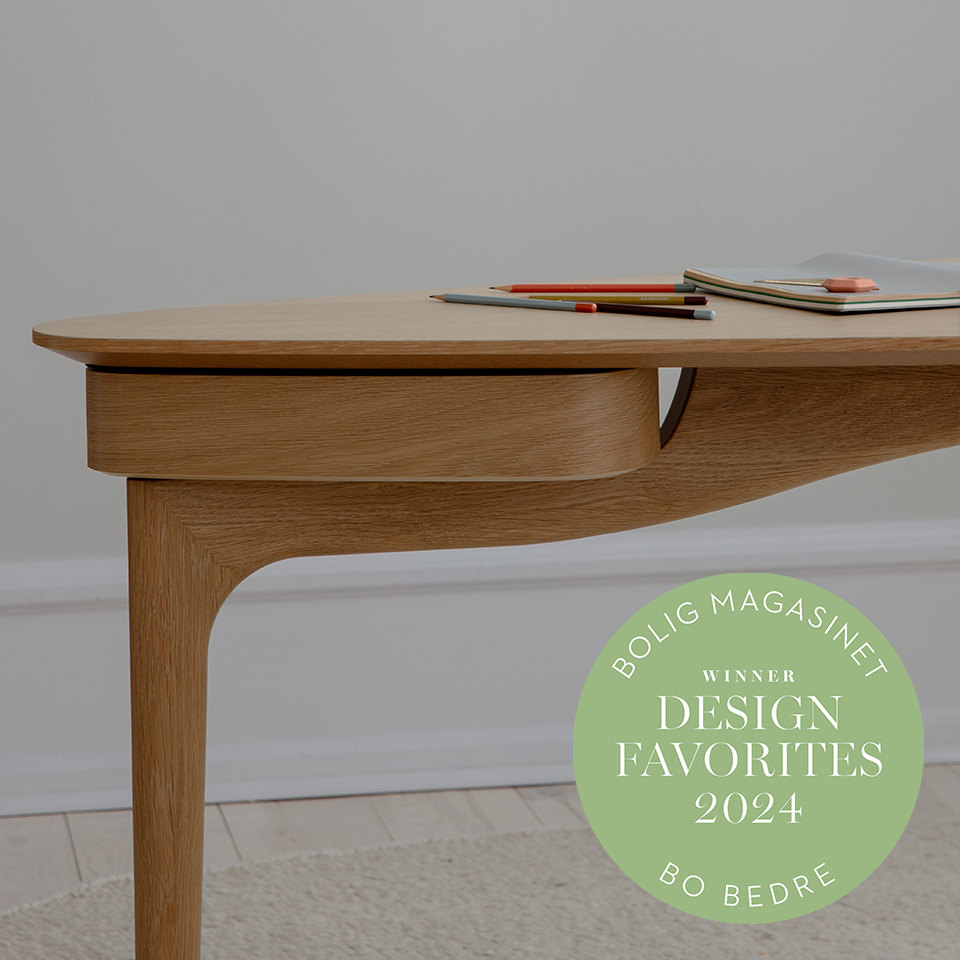 UMAGE Duende Desk