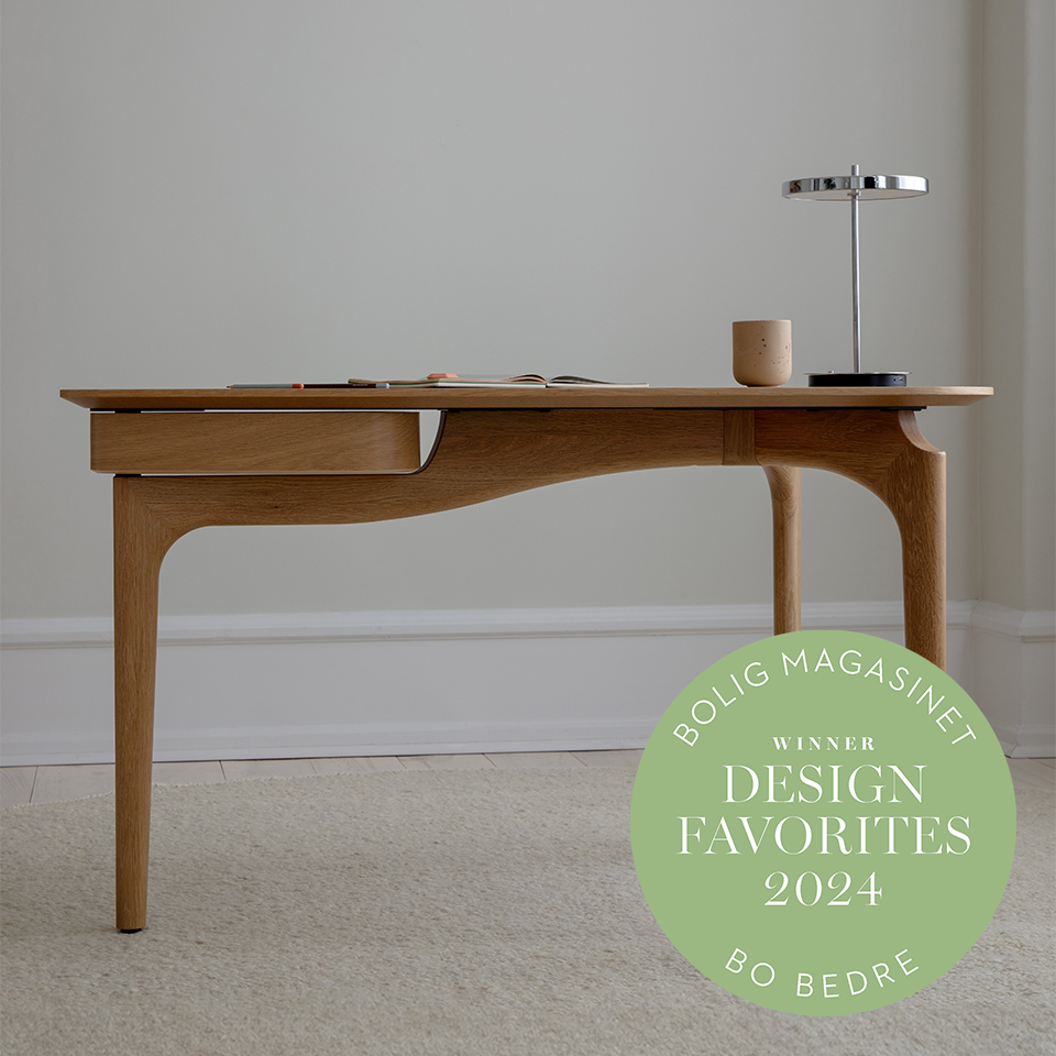 UMAGE Duende Desk