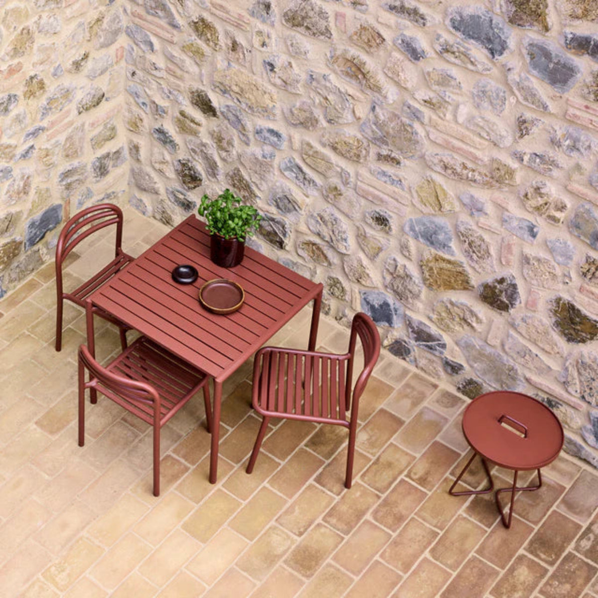 Cane-line Bliss Square Dining Table in Desert Red, aluminum
