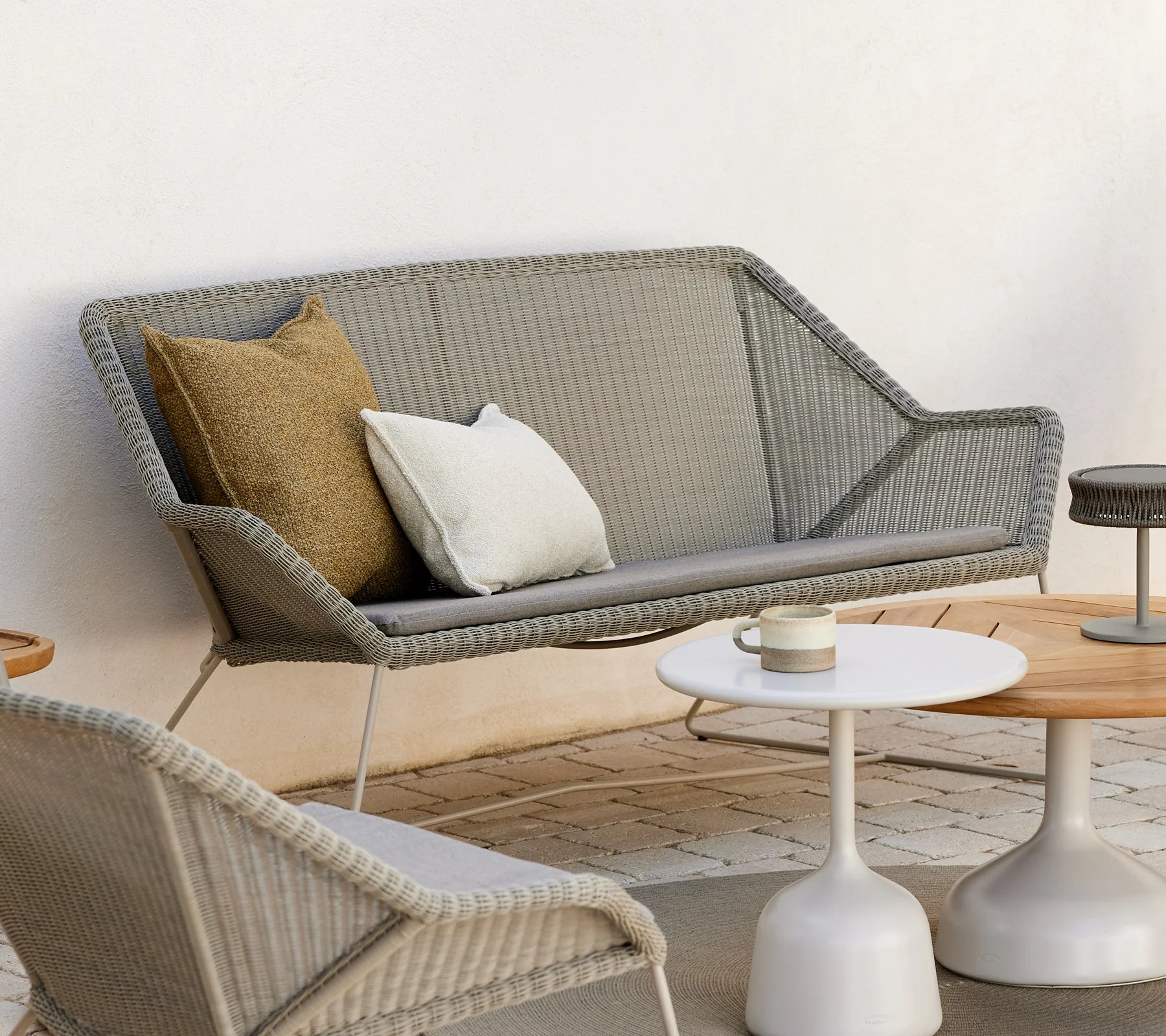 Breeze 2-seater Sofa